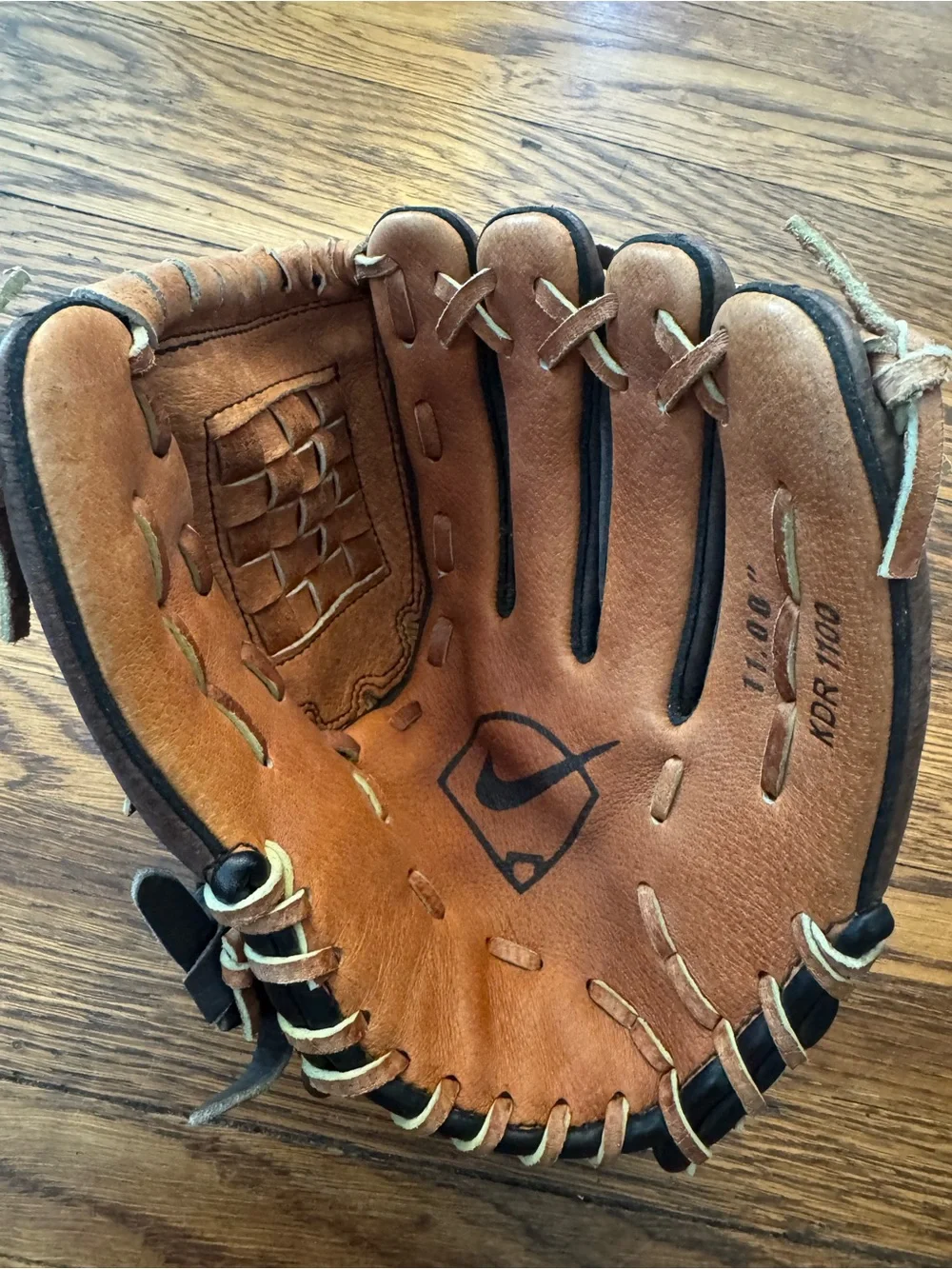 Nike KDR-1200 11” Baseball Softball Glove Right Hand Nike Brown and Tan Leather